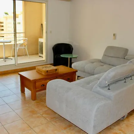 Two Bedrooms Two Bathrooms View Monaco Balcony Appartement *
